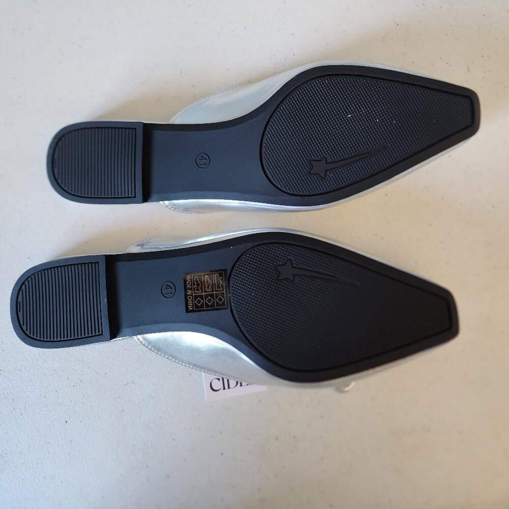 Silver Mules "NEW" - Picture 13 of 16